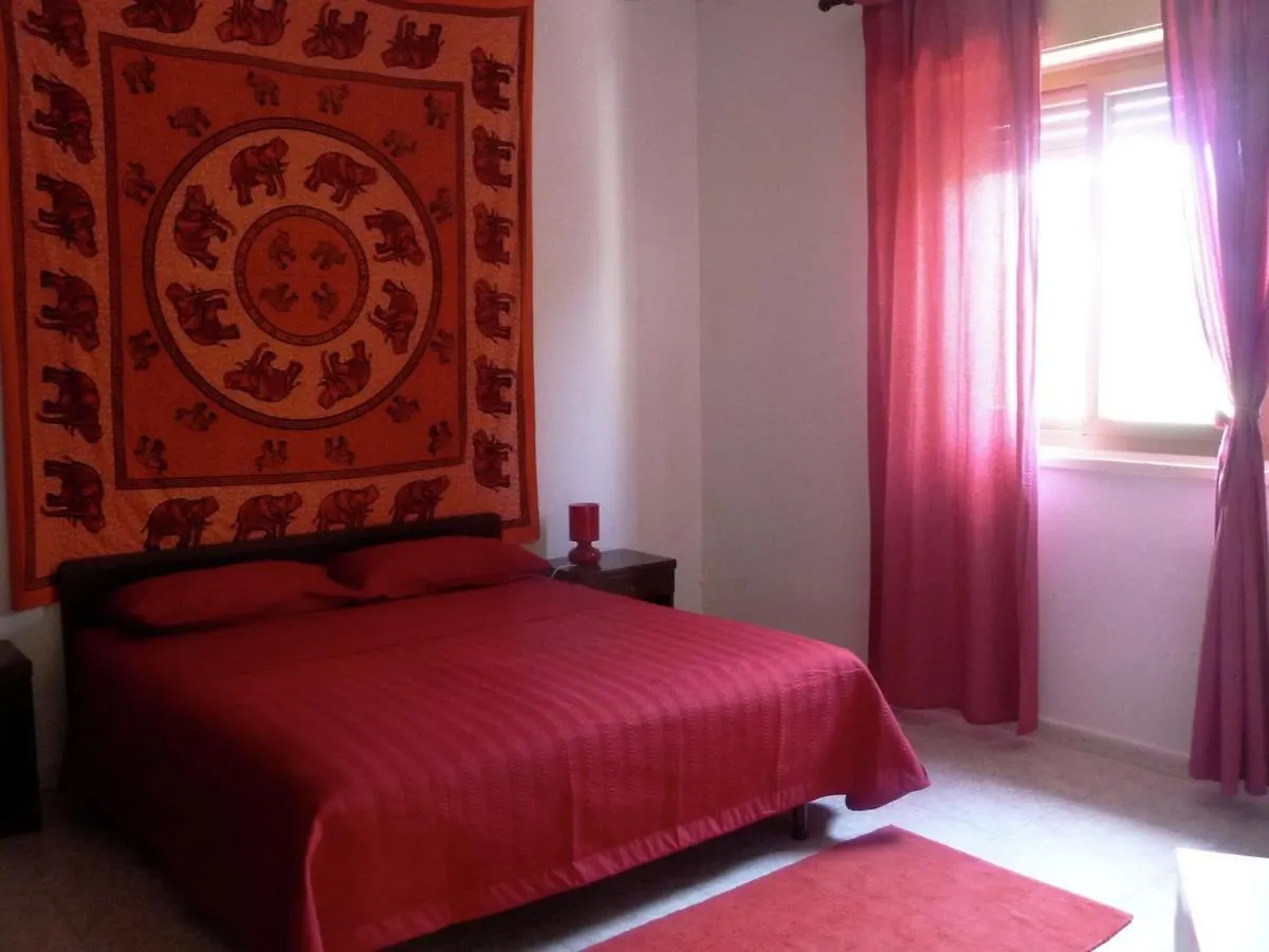 Casa Unifamiliar Con Jard N Privado Villa Agnone Bagni Semesterbostad